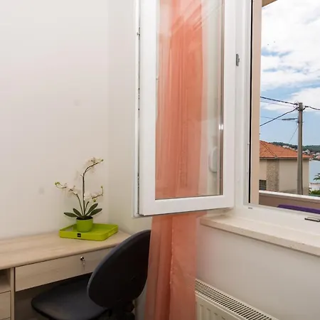 Ploka Aparthotel