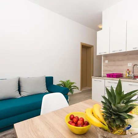 Ploka Aparthotel