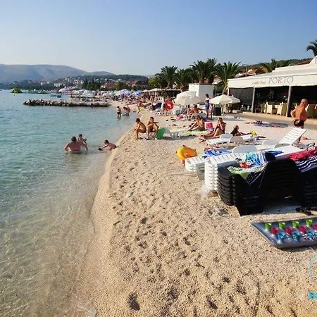 Ploka Aparthotel
