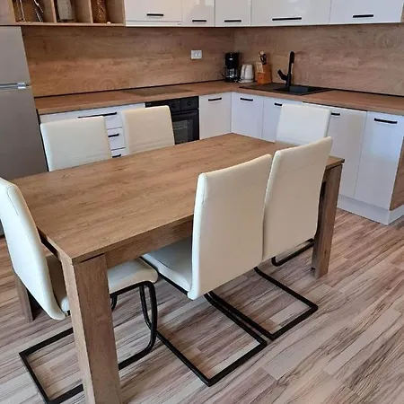 Ploka Aparthotel