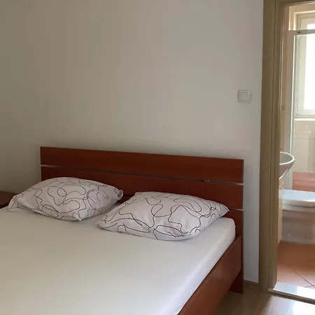 Aparthotel Ploka